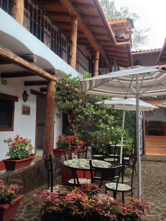 Hotel Meson Del Romero Тапальпа Экстерьер фото